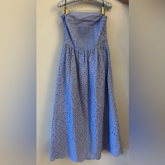 NWT H&M 100% Cotton Eyelet Embroidered Bandeau Midi Dress Light Blue Size Medium - Picture 7 of 8